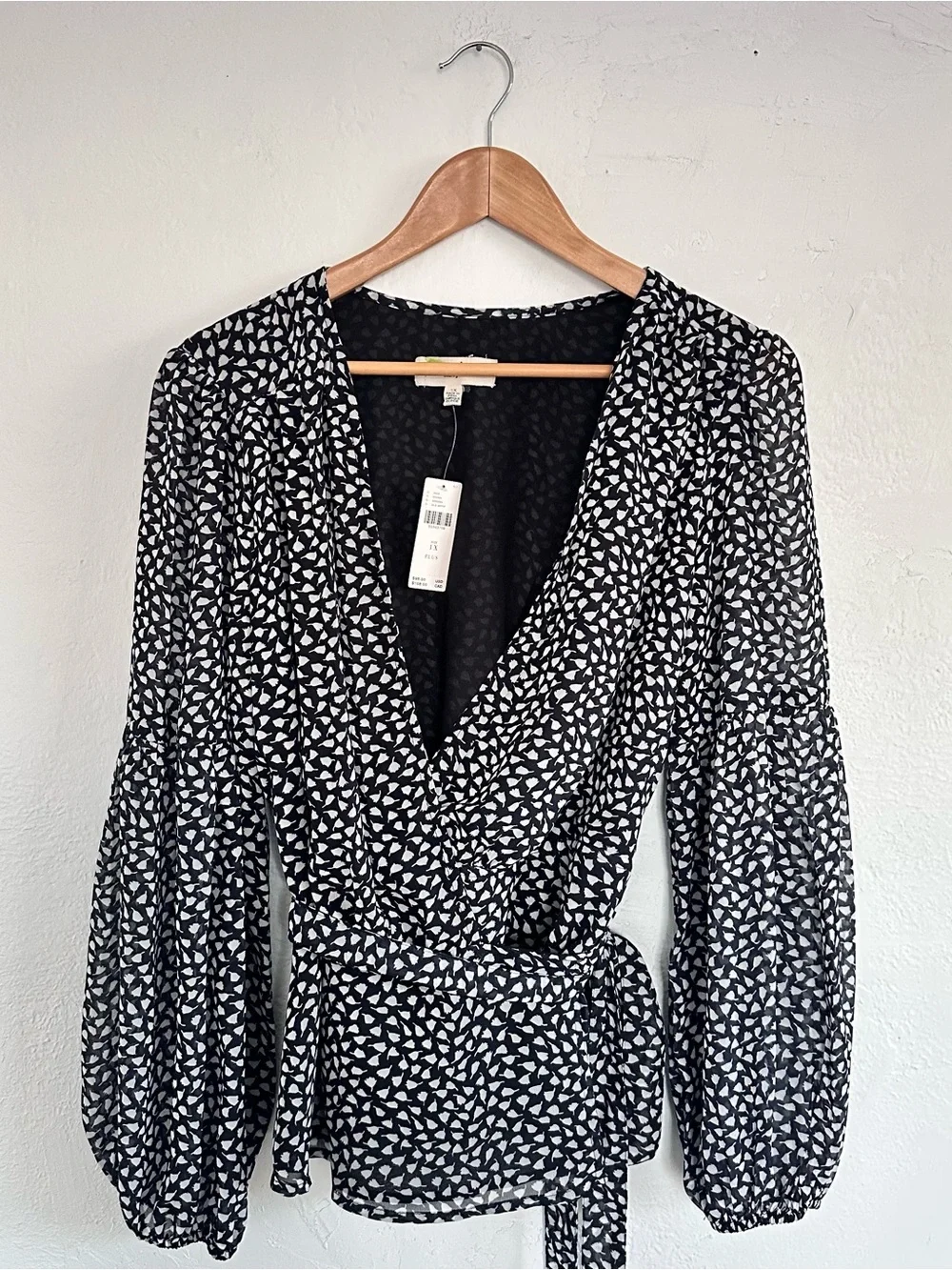 NEW NWT Anthropologie Porridge Puff Sleeve Wrap Blouse with Tie Waist